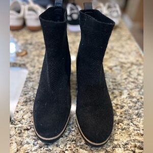 Sofft wedge boot comfy cozy size 8 sock like feel never worn